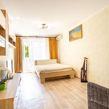 Apartment On Central Avenue-3 Slobodskaya Mykolaiv Exterior foto